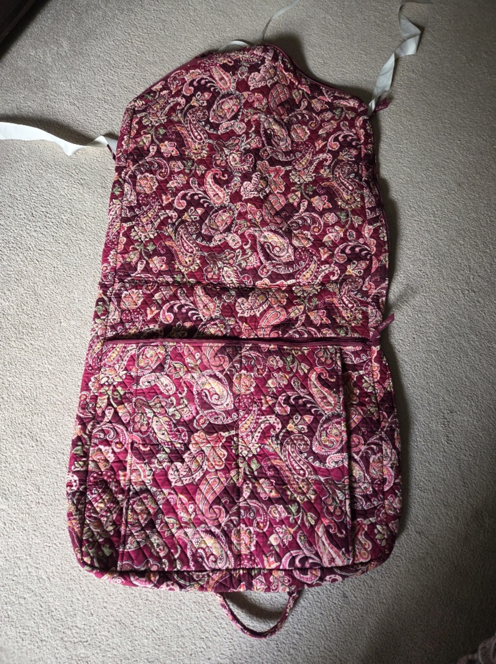 Vera Bradley Picadilly Plum Garment Bag